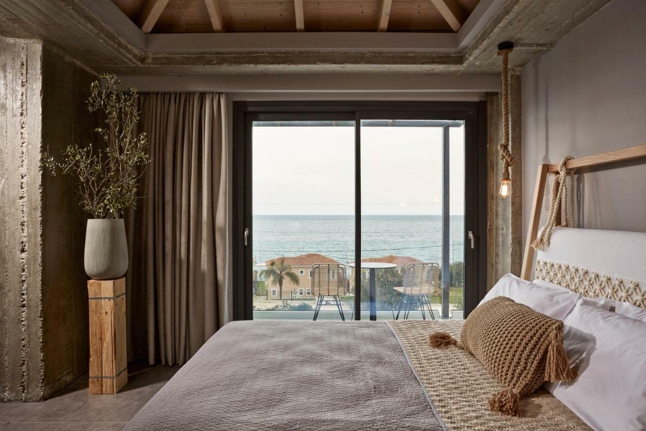 Villa Sea Front Spathíon Zewnętrze zdjęcie
